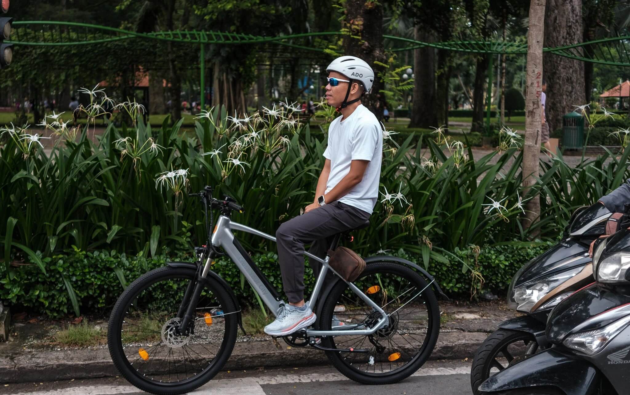 Kích thước bánh xe của xe đạp đô thị trợ lực điện có thể thay đổi tùy thuộc vào mô hình và thiết kế cụ thể của từng loại xe khác nhau.